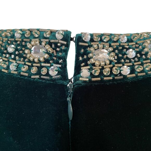 SLNY Green Velvet Dress Rhinestone Embellished Beaded Rhinestone Necklace 3/4 - Picture 4 of 10